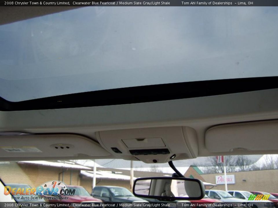 2008 Chrysler Town & Country Limited Clearwater Blue Pearlcoat / Medium Slate Gray/Light Shale Photo #19