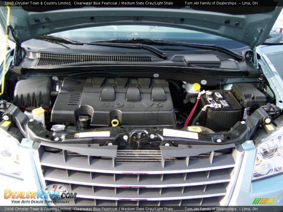 2008 Chrysler Town & Country Limited Clearwater Blue Pearlcoat / Medium Slate Gray/Light Shale Photo #20