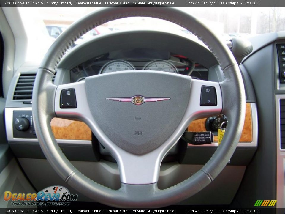 2008 Chrysler Town & Country Limited Clearwater Blue Pearlcoat / Medium Slate Gray/Light Shale Photo #22