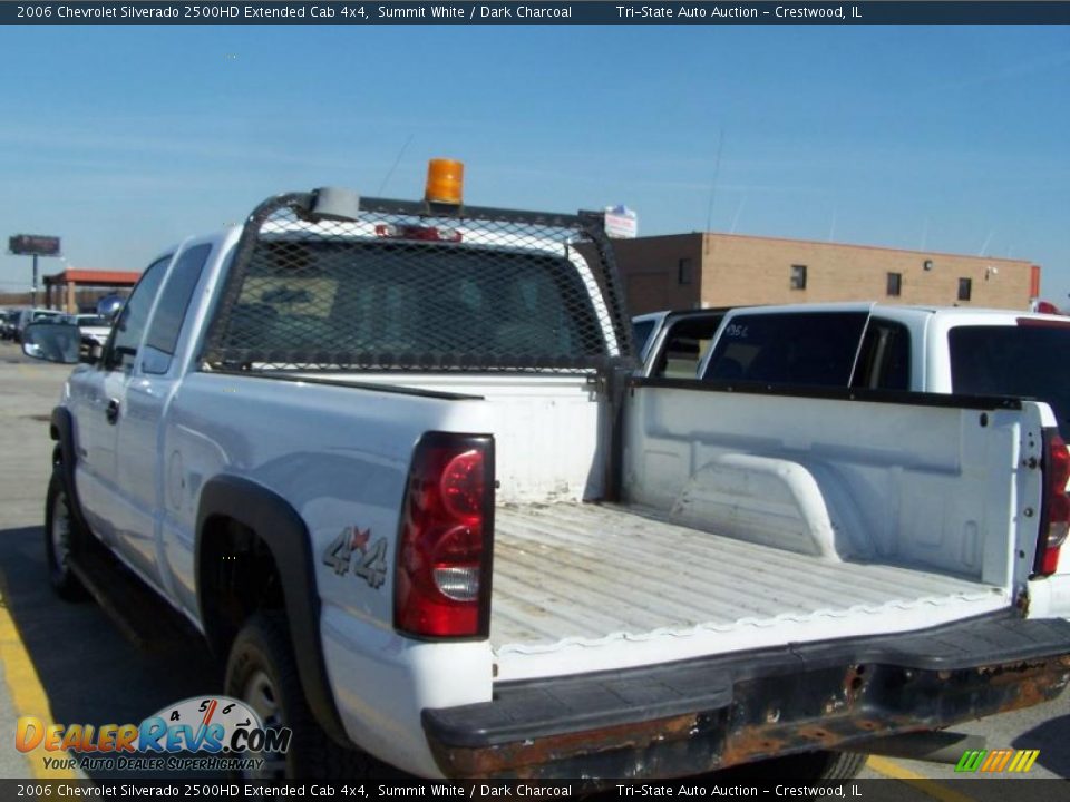 2006 Chevrolet Silverado 2500HD Extended Cab 4x4 Summit White / Dark Charcoal Photo #30