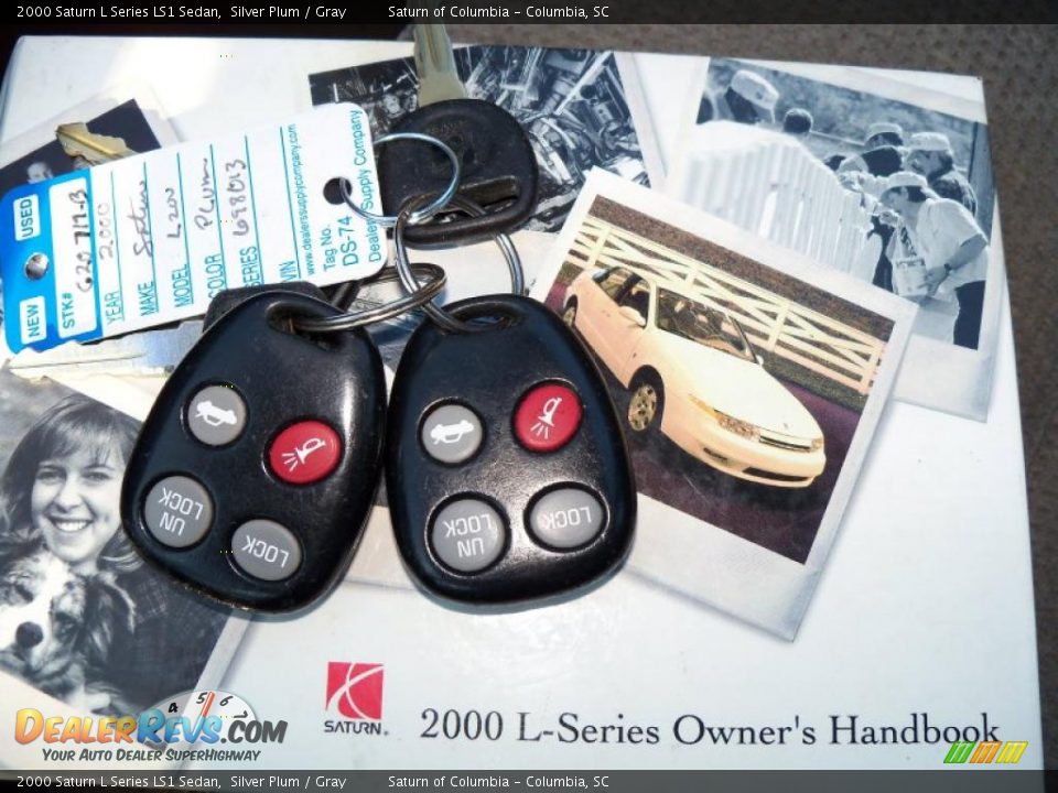2000 Saturn L Series LS1 Sedan Silver Plum / Gray Photo #34