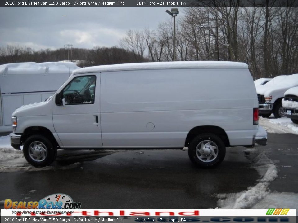 2010 Ford E Series Van E150 Cargo Oxford White / Medium Flint Photo #1
