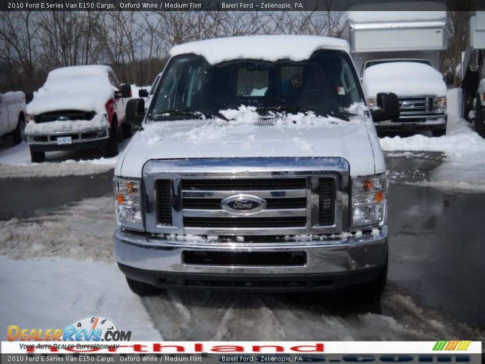 2010 Ford E Series Van E150 Cargo Oxford White / Medium Flint Photo #3