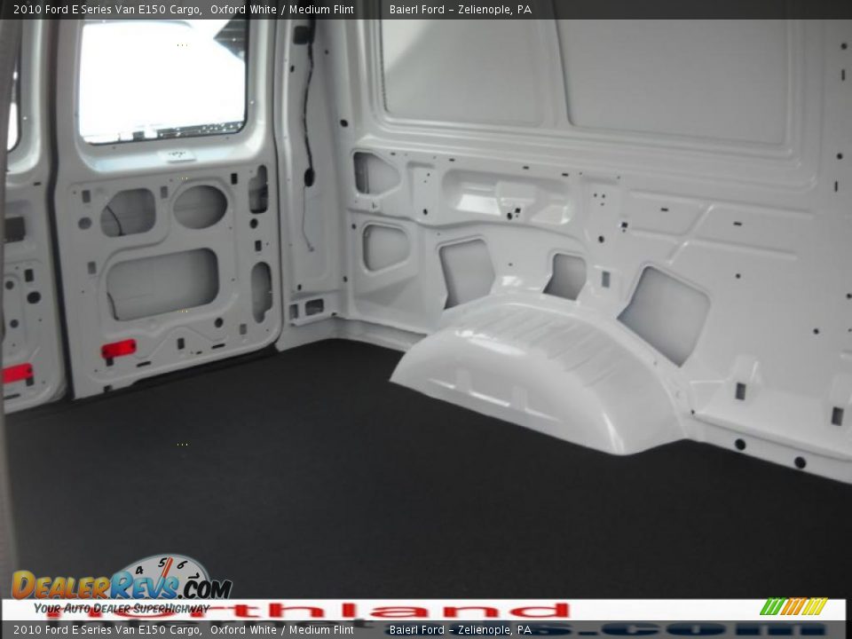 2010 Ford E Series Van E150 Cargo Oxford White / Medium Flint Photo #7