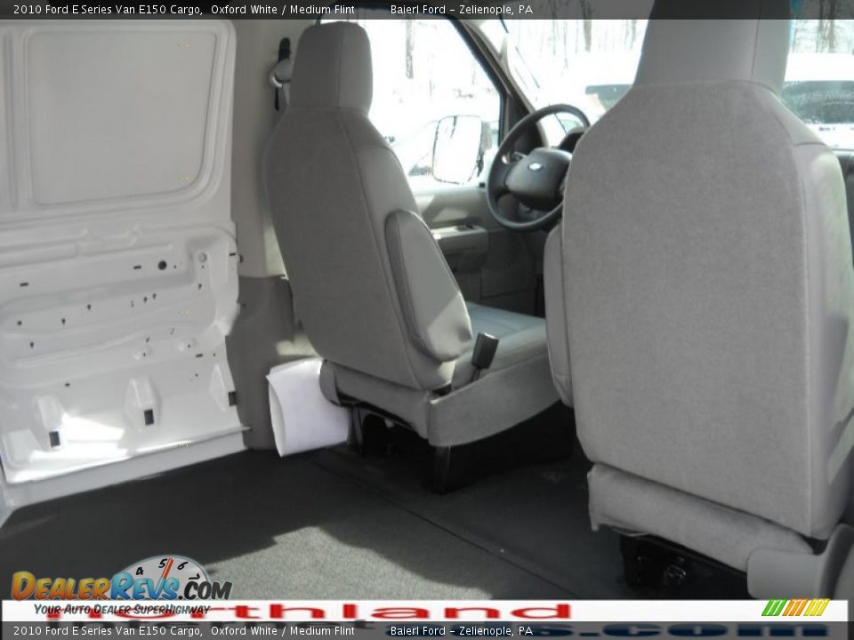 2010 Ford E Series Van E150 Cargo Oxford White / Medium Flint Photo #8