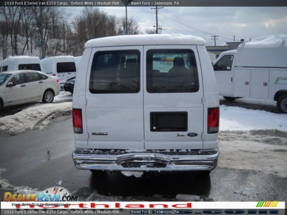 2010 Ford E Series Van E150 Cargo Oxford White / Medium Flint Photo #12