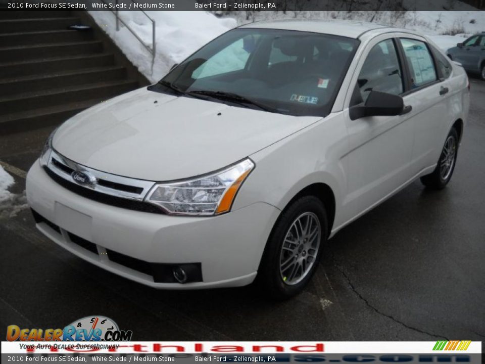 2010 Ford Focus SE Sedan White Suede / Medium Stone Photo #2