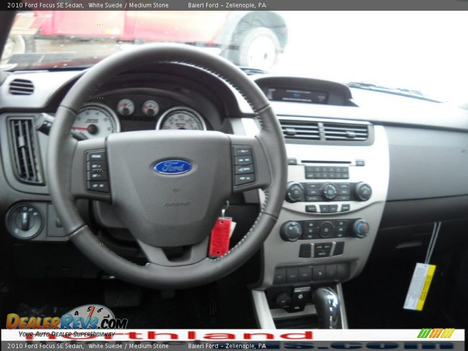 2010 Ford Focus SE Sedan White Suede / Medium Stone Photo #14