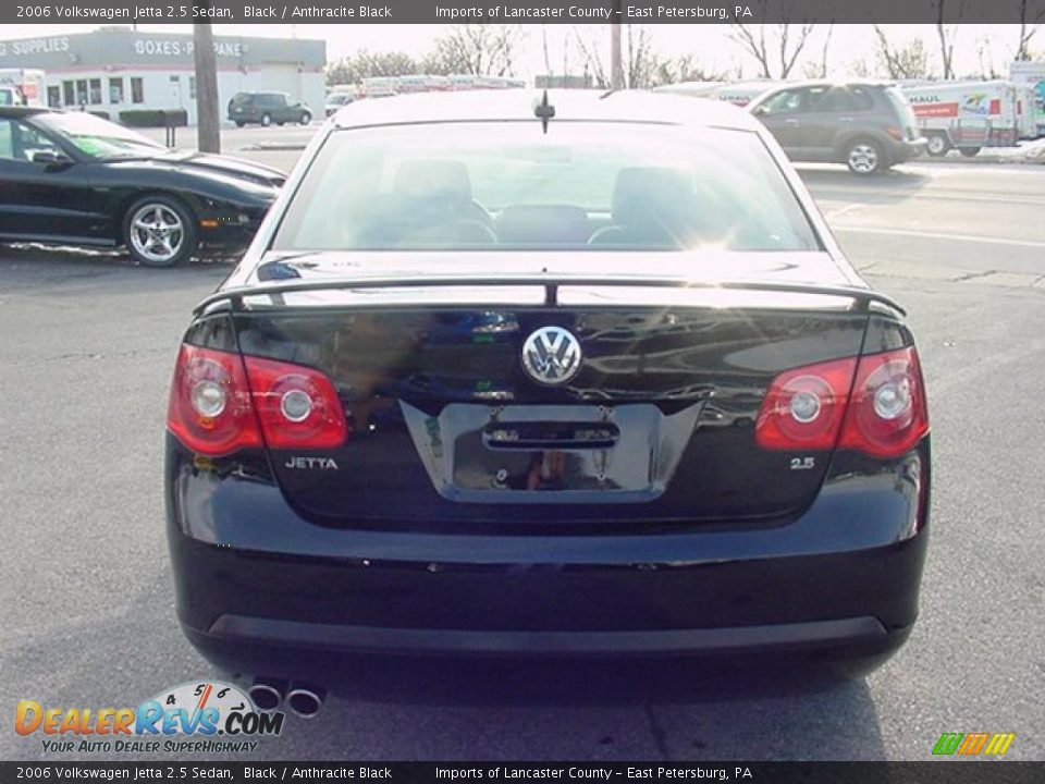 2006 Volkswagen Jetta 2.5 Sedan Black / Anthracite Black Photo #7