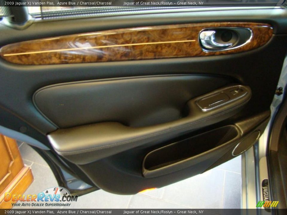 2009 Jaguar XJ Vanden Plas Azure Blue / Charcoal/Charcoal Photo #14