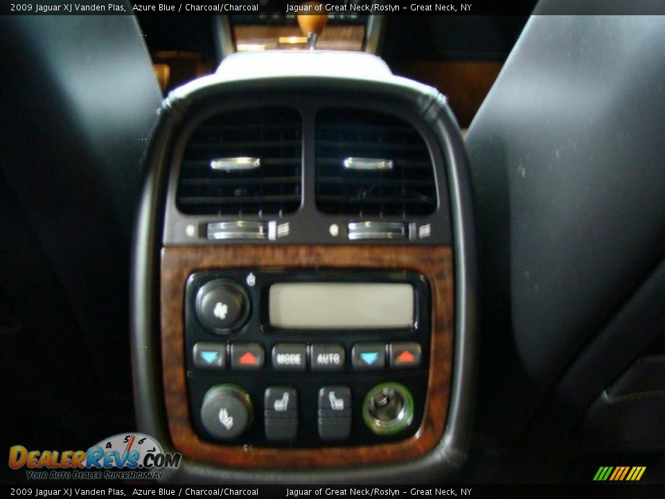 2009 Jaguar XJ Vanden Plas Azure Blue / Charcoal/Charcoal Photo #17