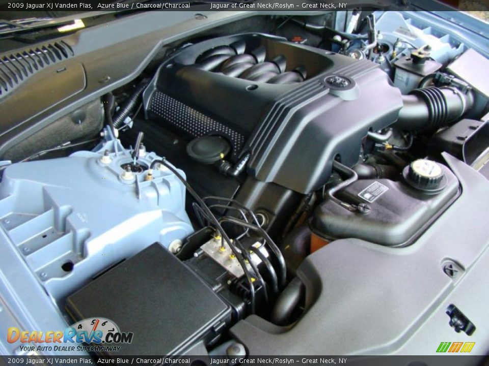 2009 Jaguar XJ Vanden Plas Azure Blue / Charcoal/Charcoal Photo #24