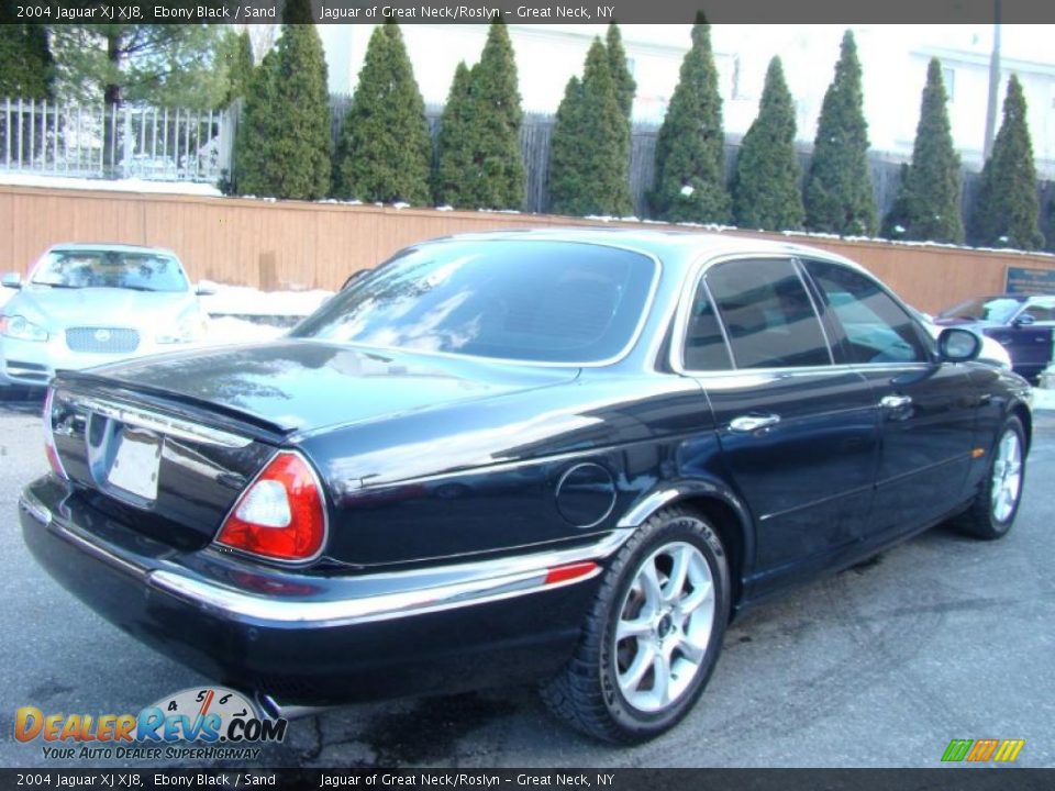 2004 Jaguar XJ XJ8 Ebony Black / Sand Photo #6