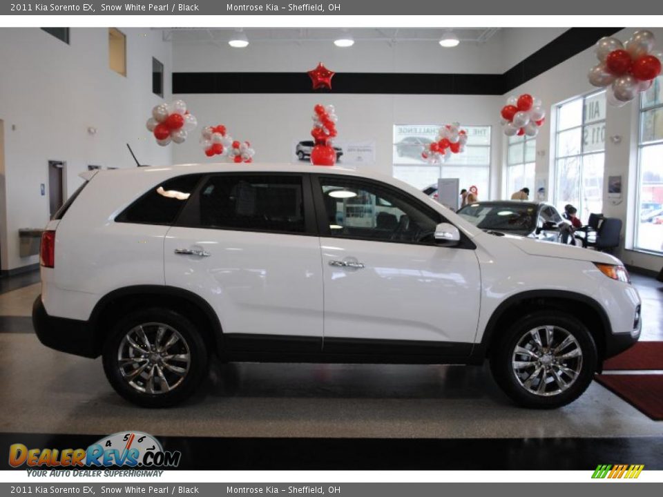 2011 Kia Sorento EX Snow White Pearl / Black Photo #9