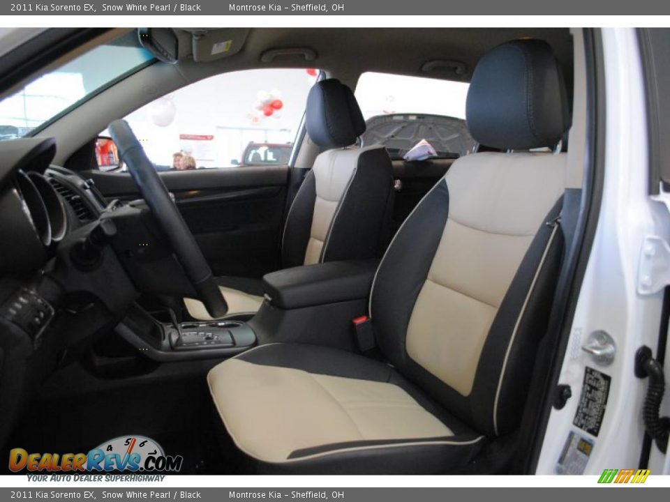 2011 Kia Sorento EX Snow White Pearl / Black Photo #16