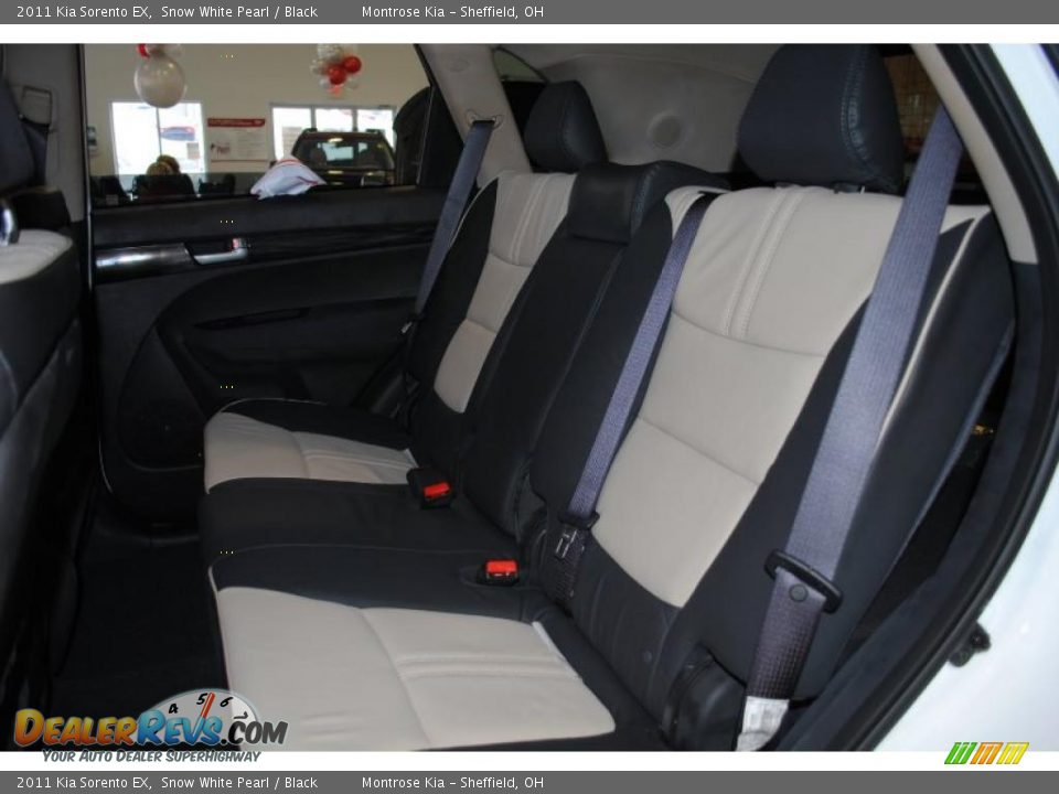 2011 Kia Sorento EX Snow White Pearl / Black Photo #19