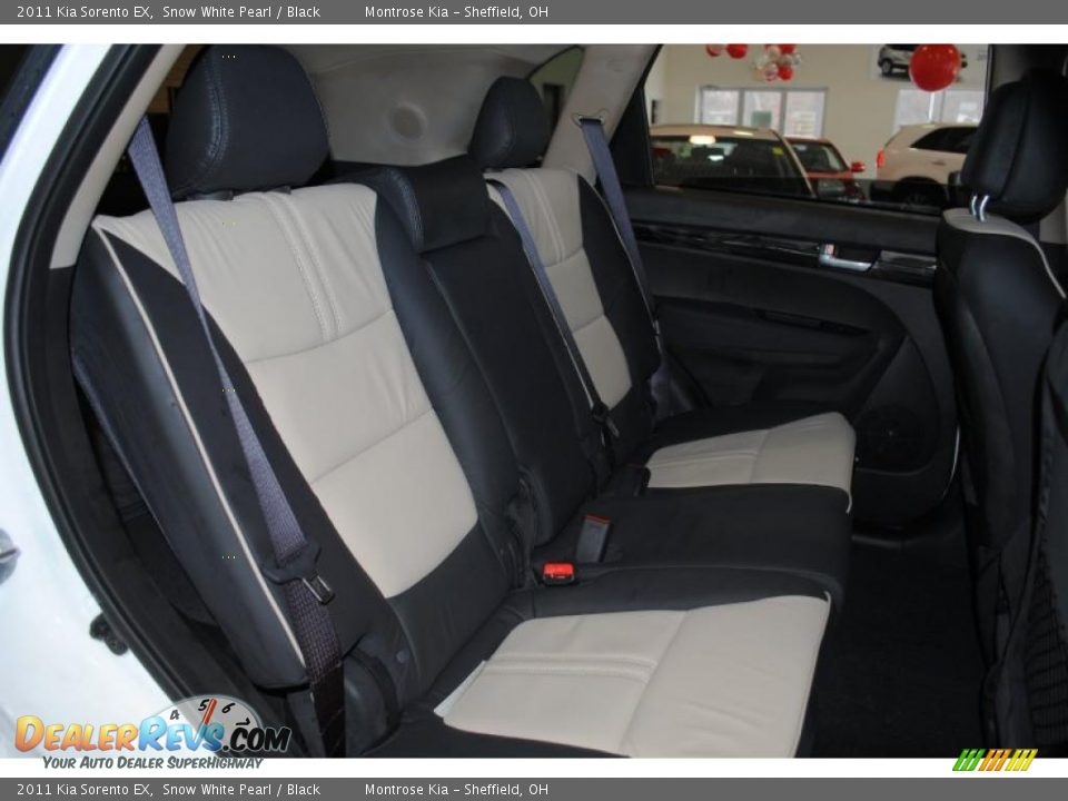 2011 Kia Sorento EX Snow White Pearl / Black Photo #20