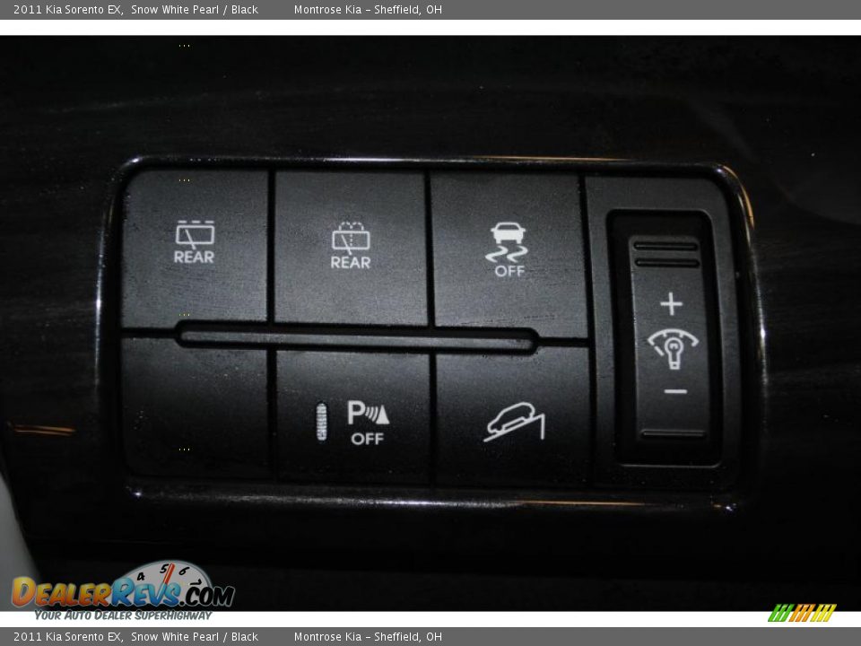 2011 Kia Sorento EX Snow White Pearl / Black Photo #30