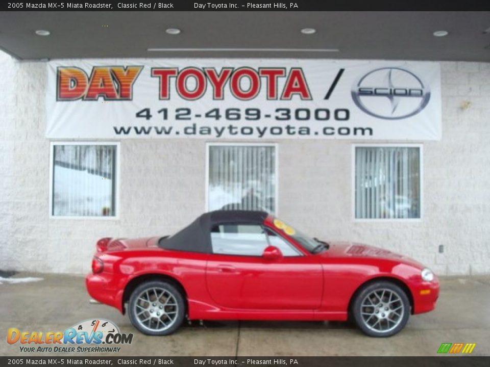 2005 Mazda MX-5 Miata Roadster Classic Red / Black Photo #1