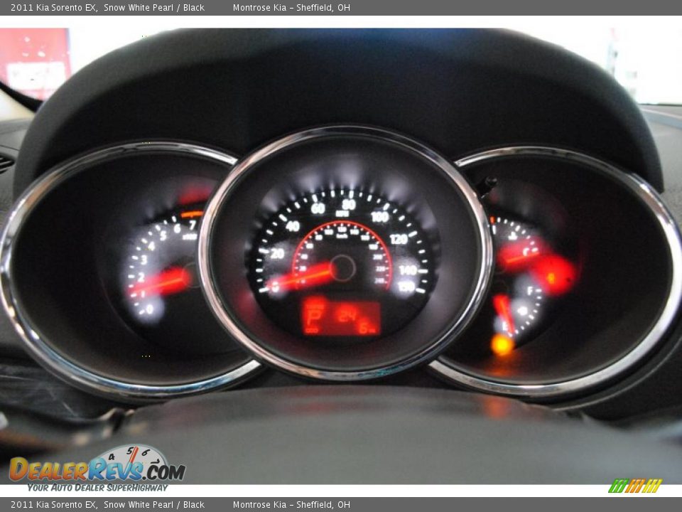2011 Kia Sorento EX Snow White Pearl / Black Photo #35
