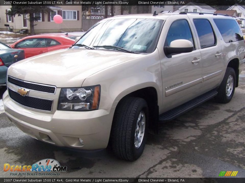 2007 Chevrolet Suburban 1500 LT 4x4 Gold Mist Metallic / Light Cashmere/Ebony Photo #6