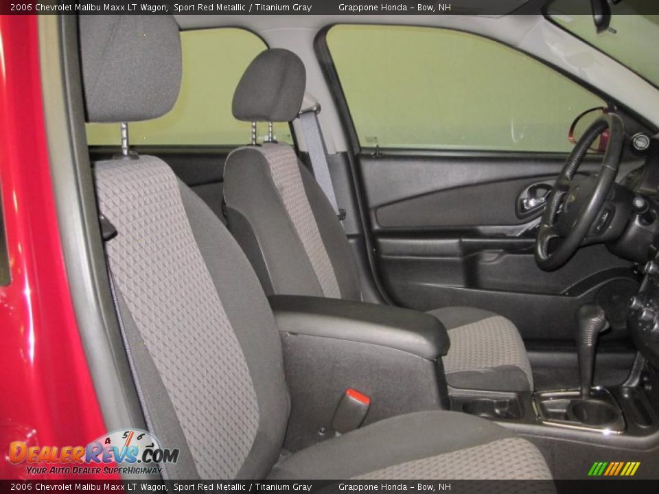 2006 Chevrolet Malibu Maxx LT Wagon Sport Red Metallic / Titanium Gray Photo #8