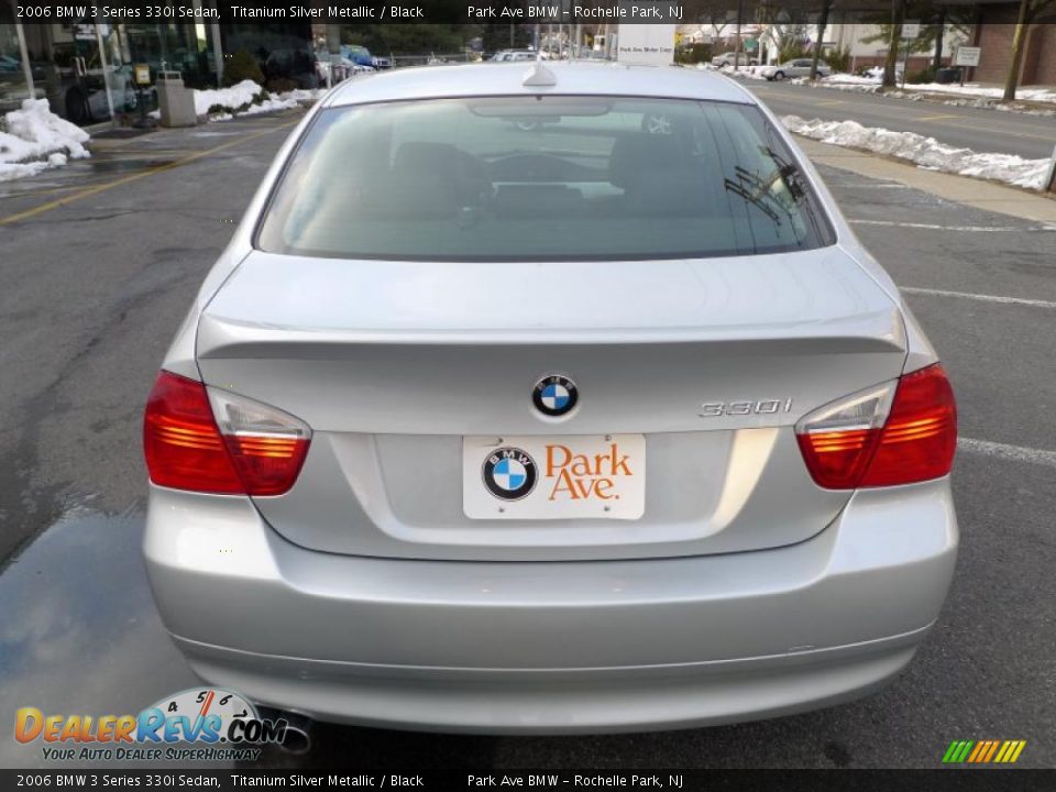 2006 BMW 3 Series 330i Sedan Titanium Silver Metallic / Black Photo #12