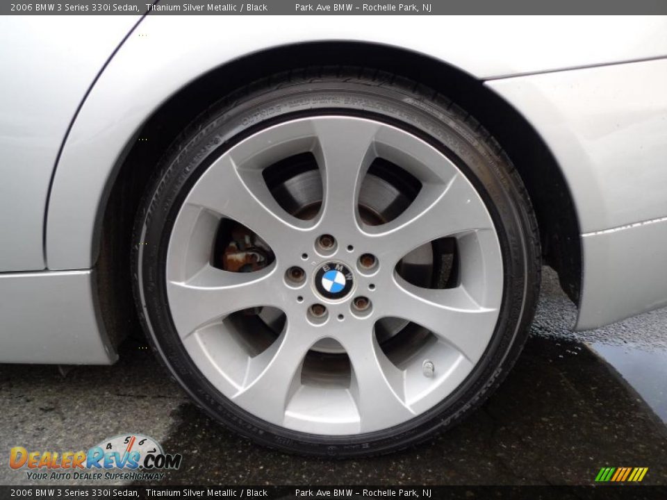 2006 BMW 3 Series 330i Sedan Titanium Silver Metallic / Black Photo #22