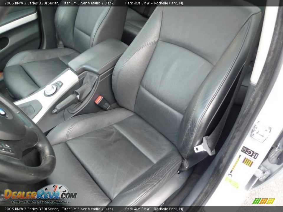 2006 BMW 3 Series 330i Sedan Titanium Silver Metallic / Black Photo #29