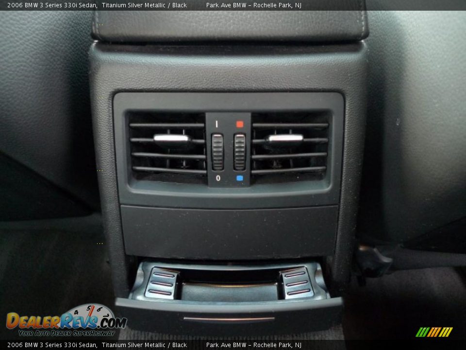 2006 BMW 3 Series 330i Sedan Titanium Silver Metallic / Black Photo #34
