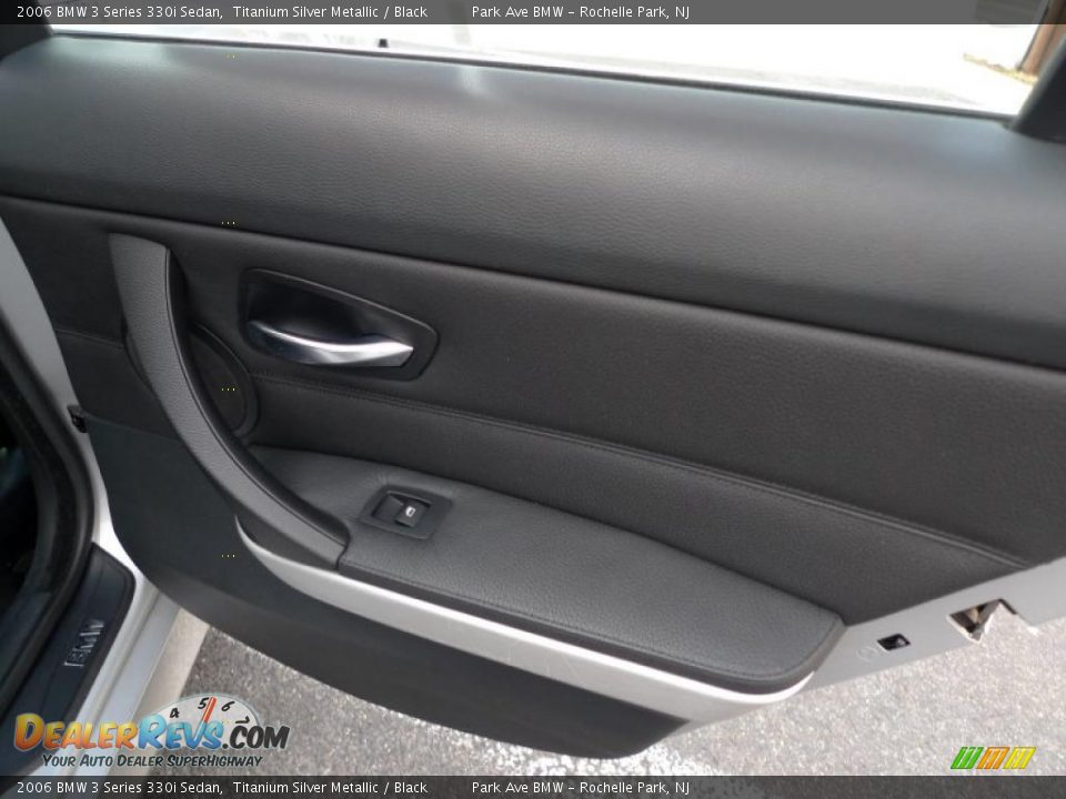 2006 BMW 3 Series 330i Sedan Titanium Silver Metallic / Black Photo #35