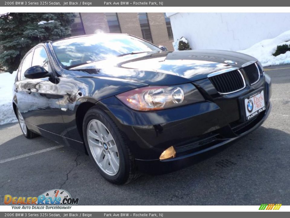 2006 BMW 3 Series 325i Sedan Jet Black / Beige Photo #2