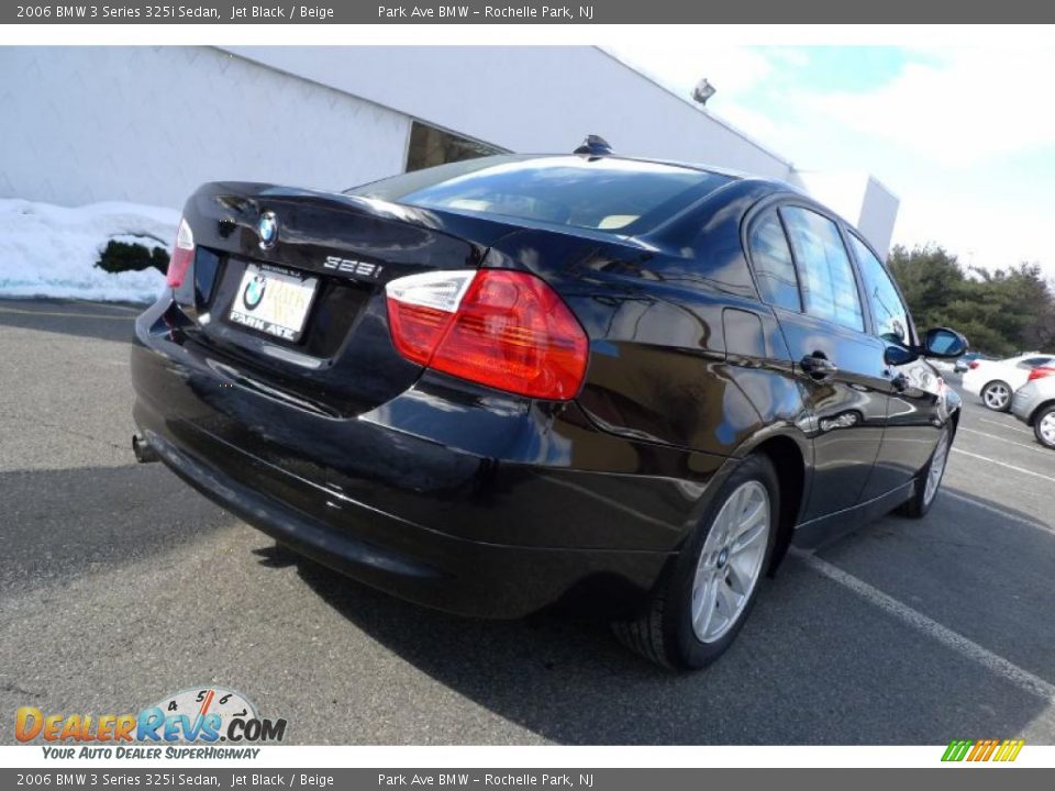 2006 BMW 3 Series 325i Sedan Jet Black / Beige Photo #13