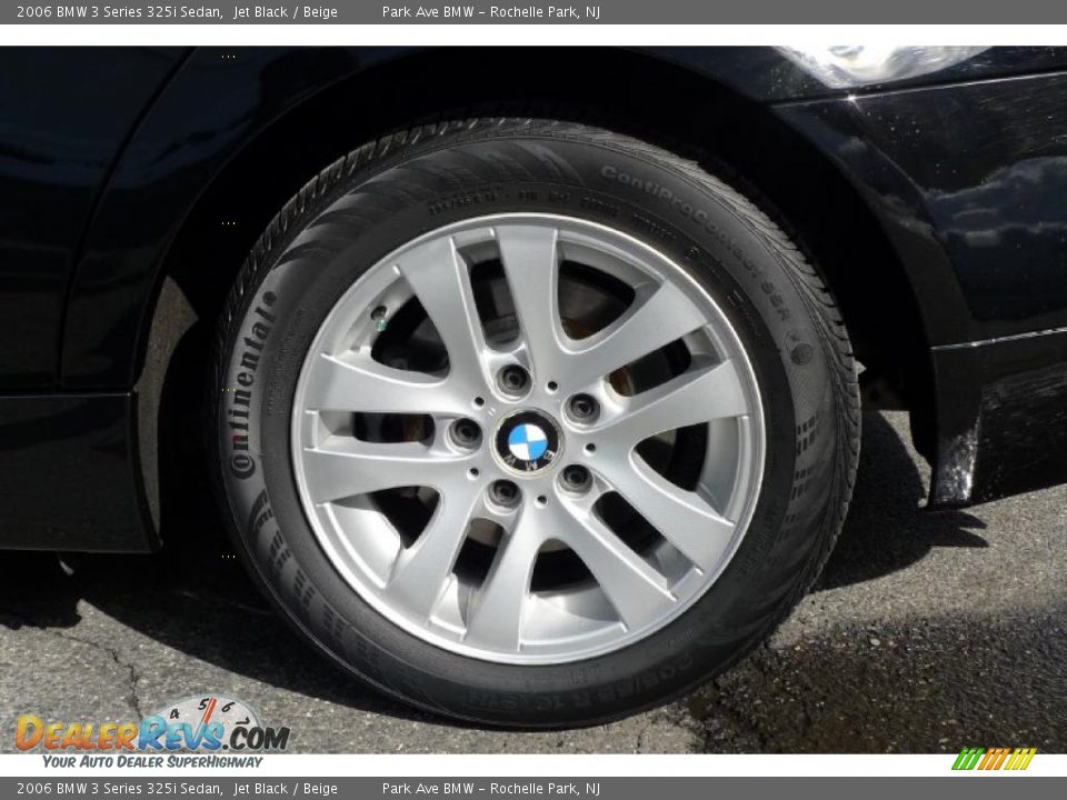 2006 BMW 3 Series 325i Sedan Jet Black / Beige Photo #19