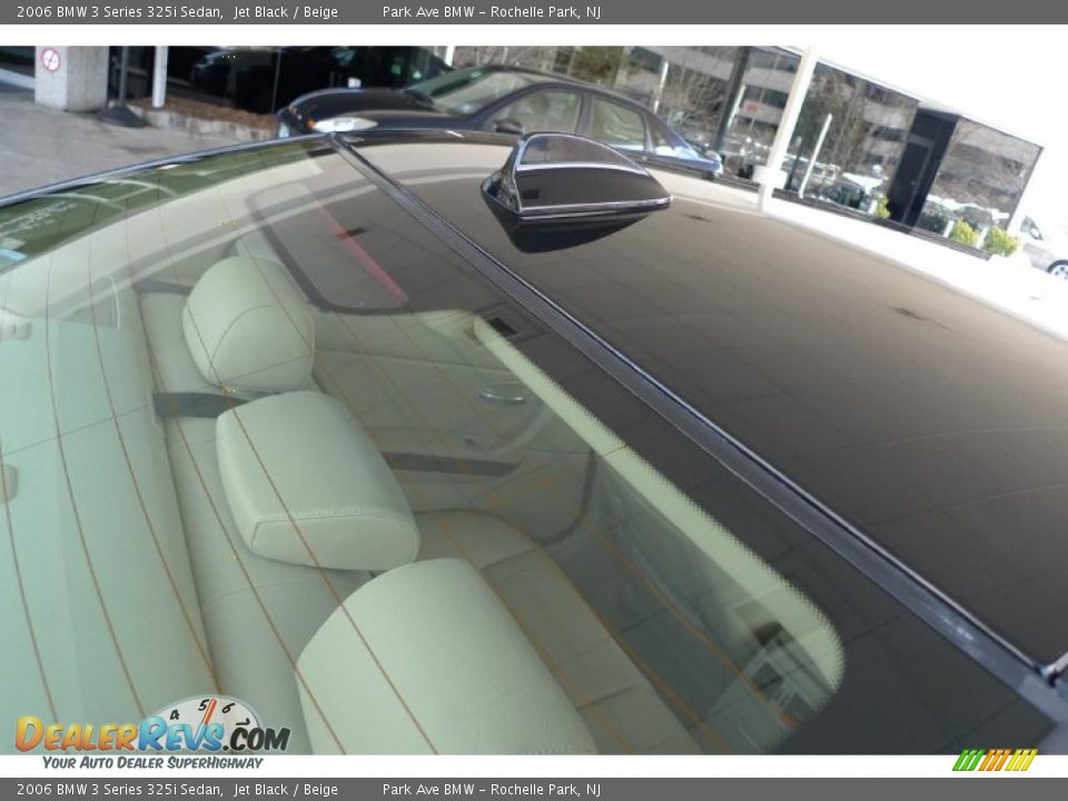 2006 BMW 3 Series 325i Sedan Jet Black / Beige Photo #26