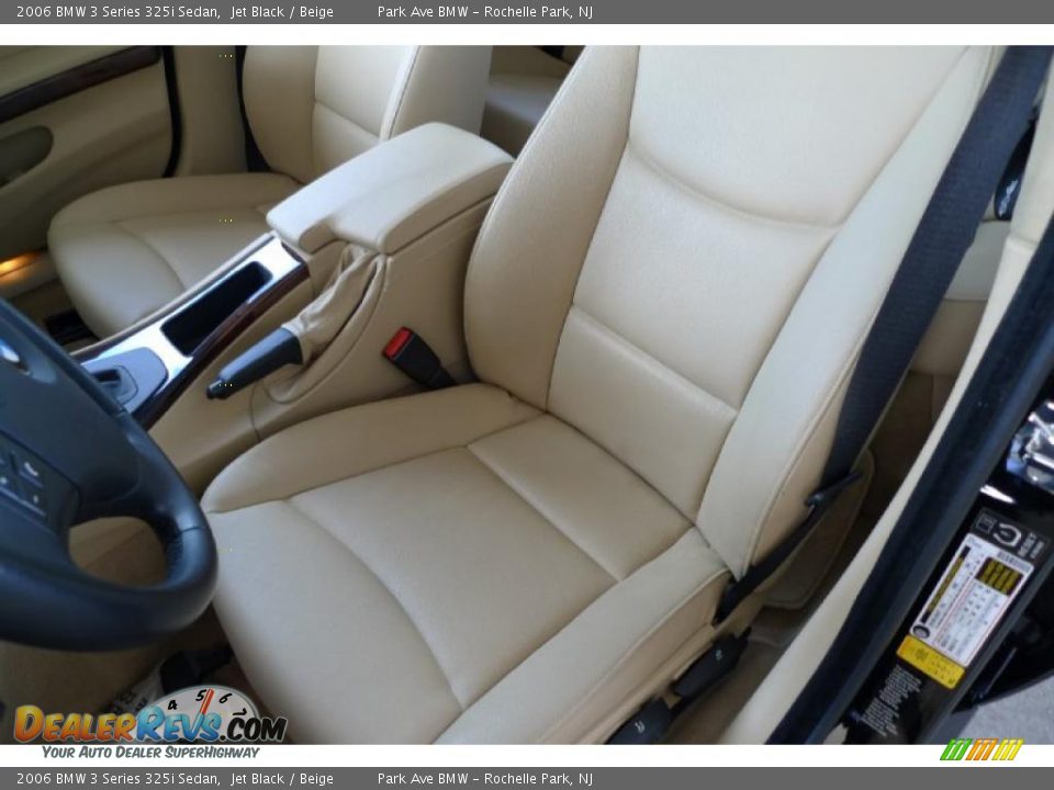 2006 BMW 3 Series 325i Sedan Jet Black / Beige Photo #30
