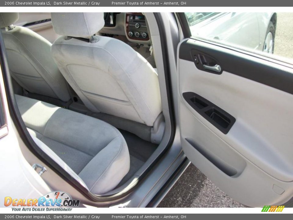 2006 Chevrolet Impala LS Dark Silver Metallic / Gray Photo #12