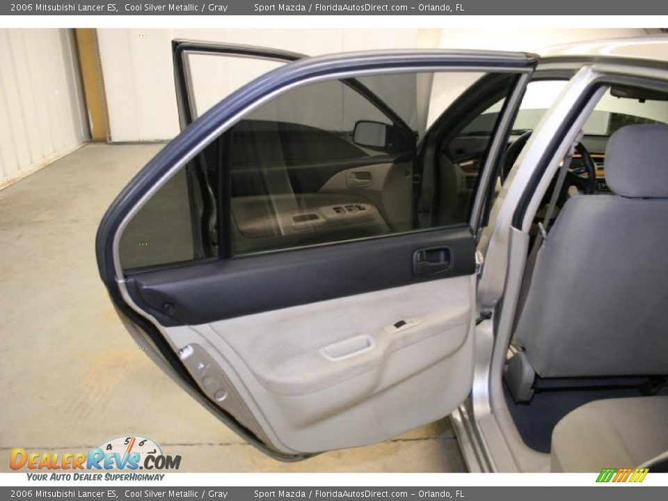 2006 Mitsubishi Lancer ES Cool Silver Metallic / Gray Photo #24