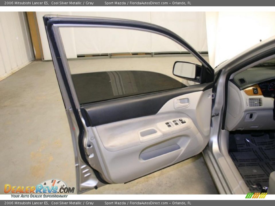 2006 Mitsubishi Lancer ES Cool Silver Metallic / Gray Photo #26