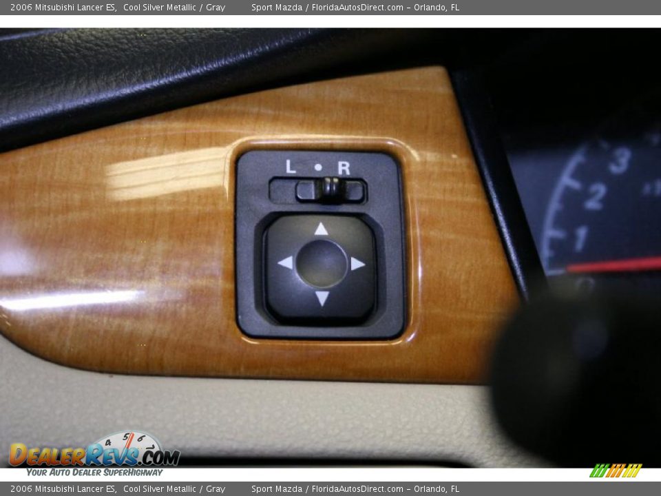 2006 Mitsubishi Lancer ES Cool Silver Metallic / Gray Photo #36