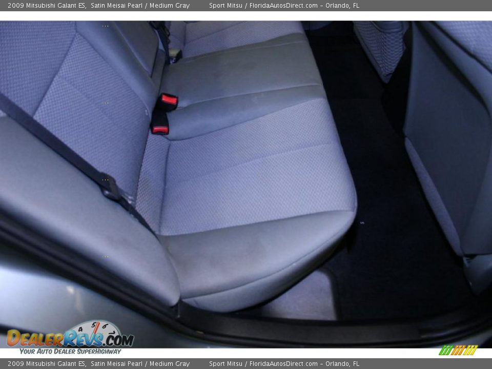 2009 Mitsubishi Galant ES Satin Meisai Pearl / Medium Gray Photo #18