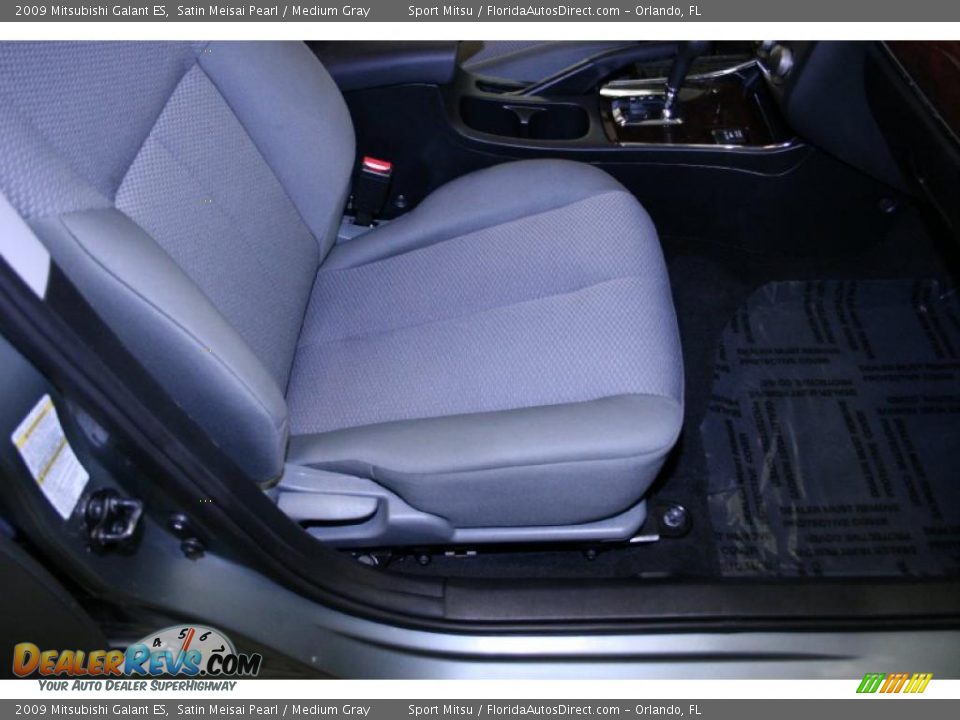 2009 Mitsubishi Galant ES Satin Meisai Pearl / Medium Gray Photo #19