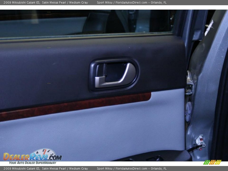 2009 Mitsubishi Galant ES Satin Meisai Pearl / Medium Gray Photo #25