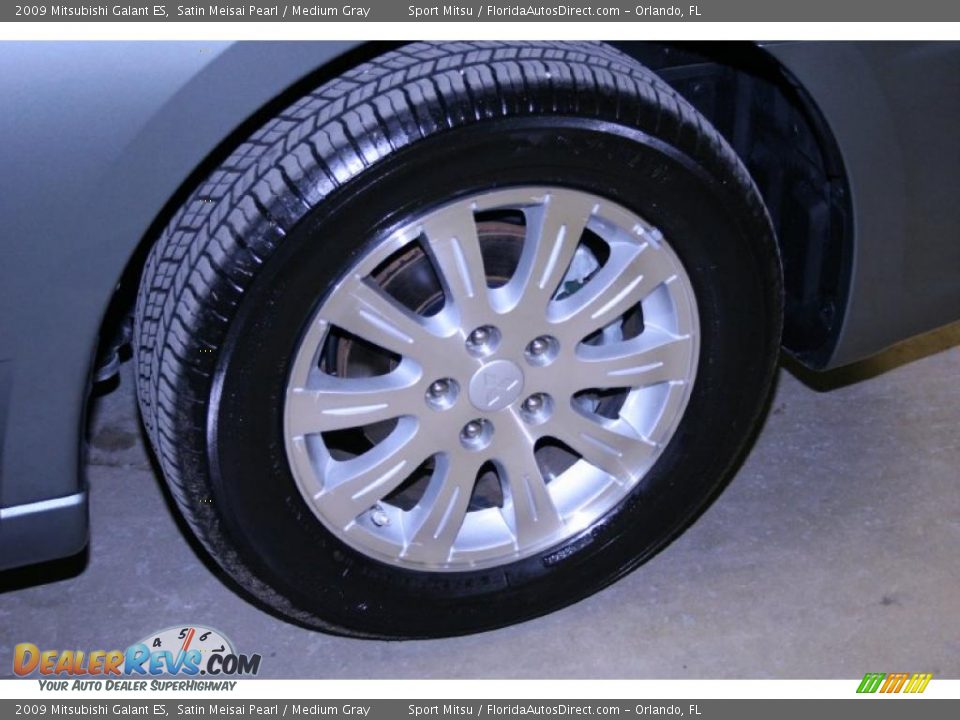 2009 Mitsubishi Galant ES Satin Meisai Pearl / Medium Gray Photo #31
