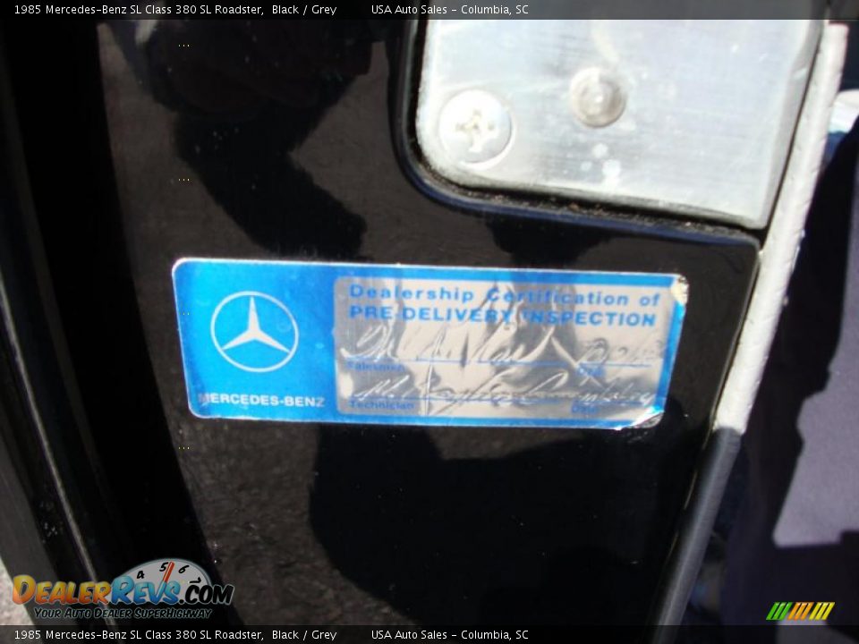 1985 Mercedes-Benz SL Class 380 SL Roadster Black / Grey Photo #3
