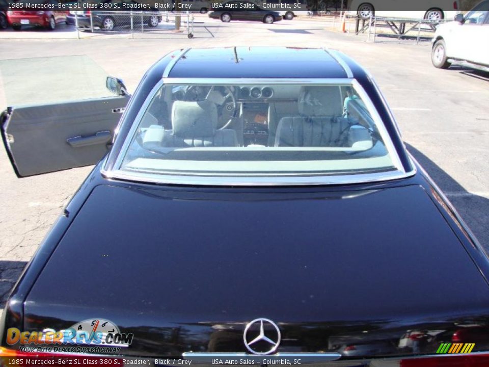 1985 Mercedes-Benz SL Class 380 SL Roadster Black / Grey Photo #19