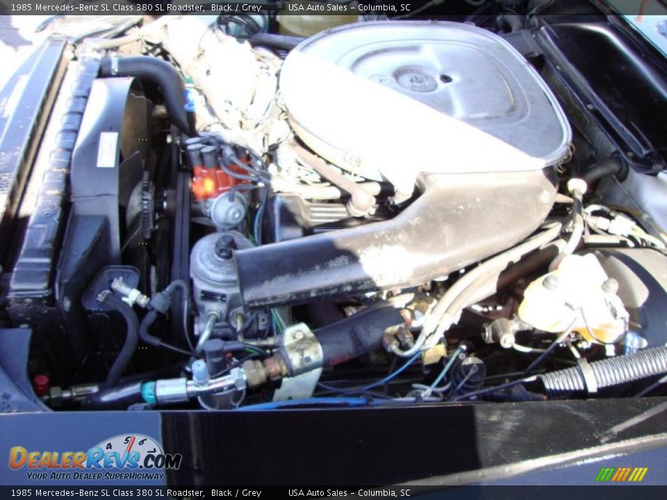1985 Mercedes-Benz SL Class 380 SL Roadster Black / Grey Photo #28