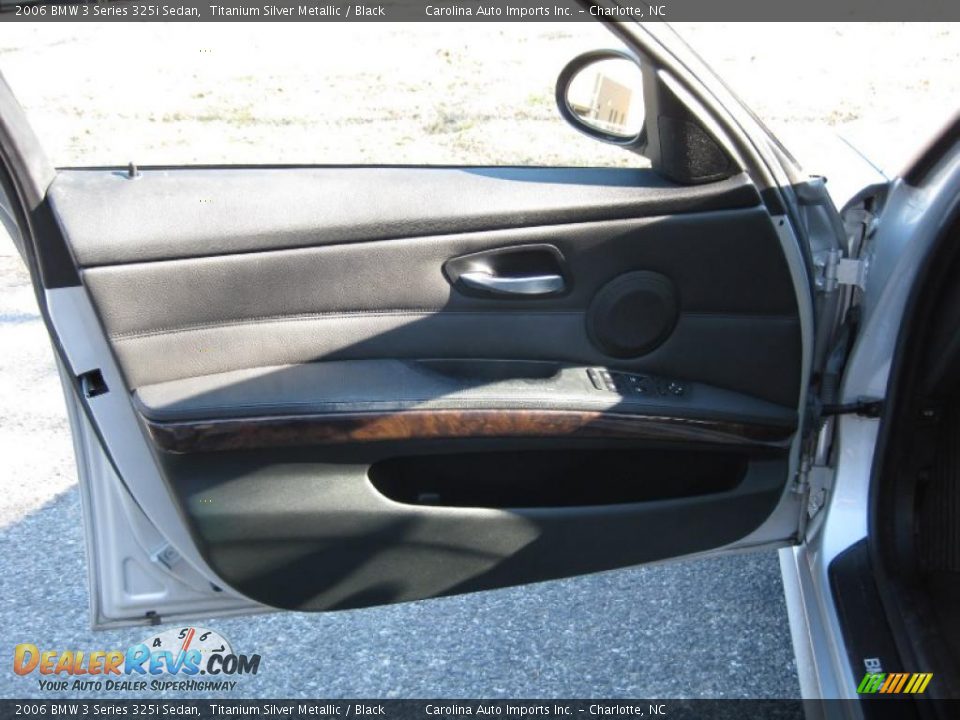 2006 BMW 3 Series 325i Sedan Titanium Silver Metallic / Black Photo #15