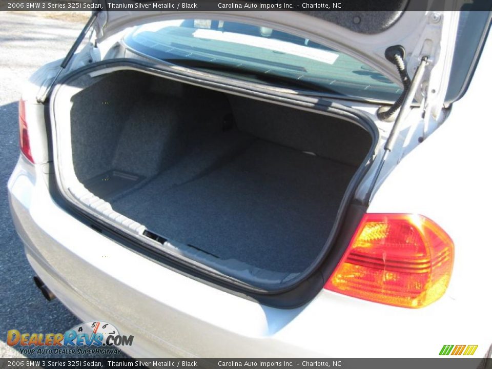 2006 BMW 3 Series 325i Sedan Titanium Silver Metallic / Black Photo #18