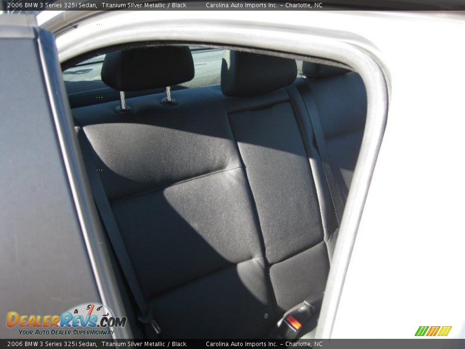 2006 BMW 3 Series 325i Sedan Titanium Silver Metallic / Black Photo #23
